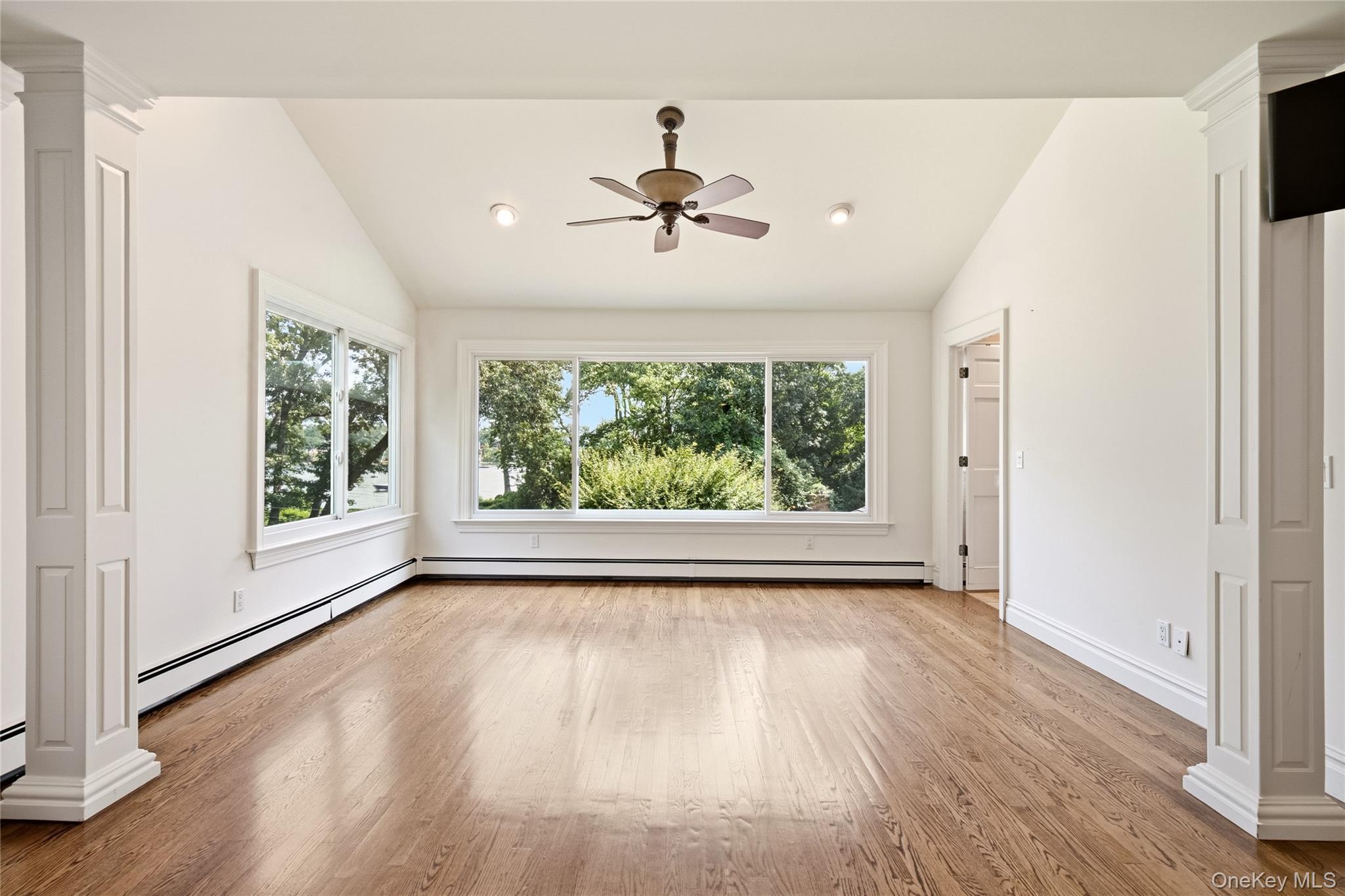 Single Family Lighthouse Point  Suffolk County, NY 11743, MLS-1039565-24