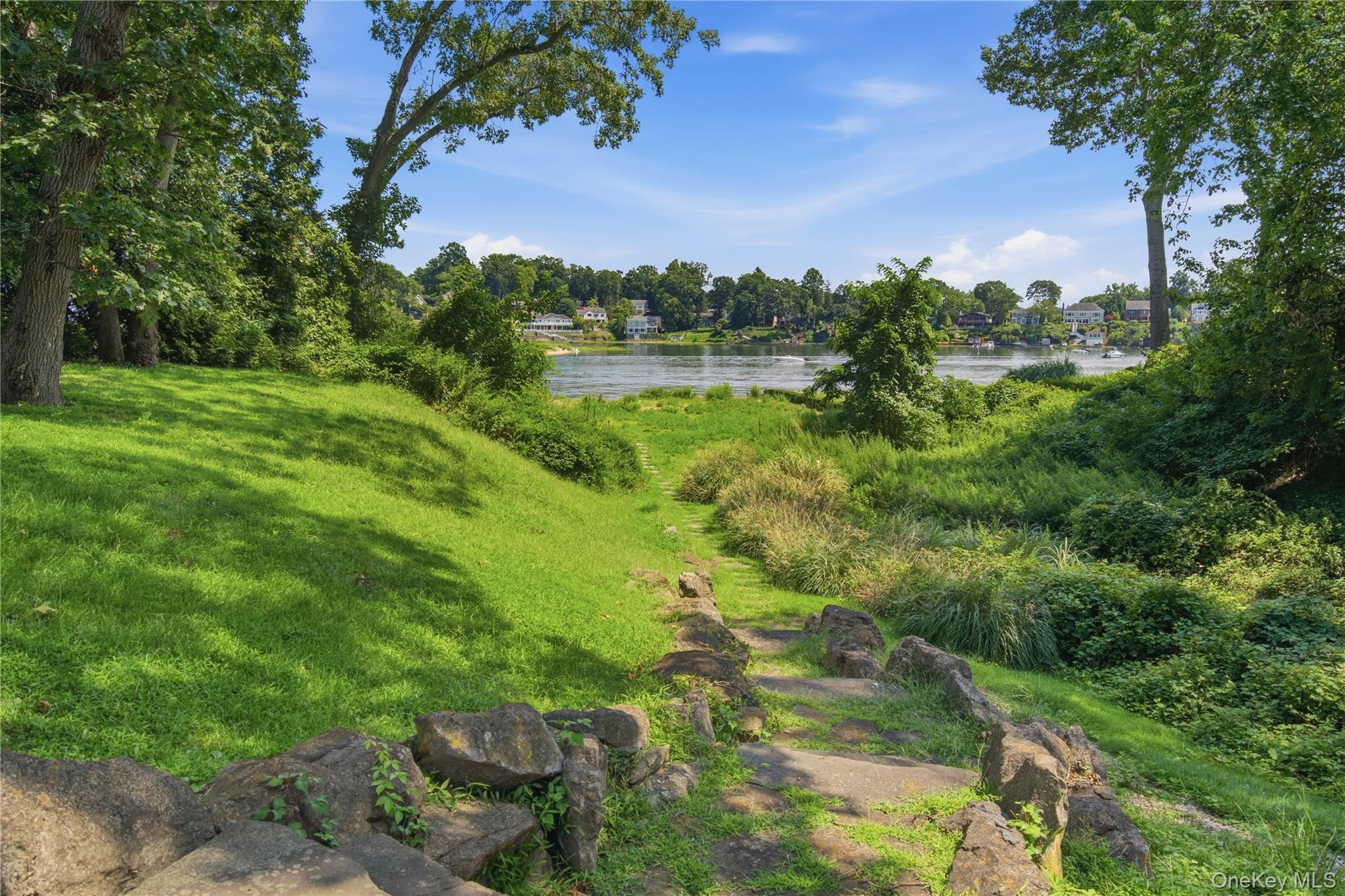 Single Family Lighthouse Point  Suffolk County, NY 11743, MLS-1039565-28