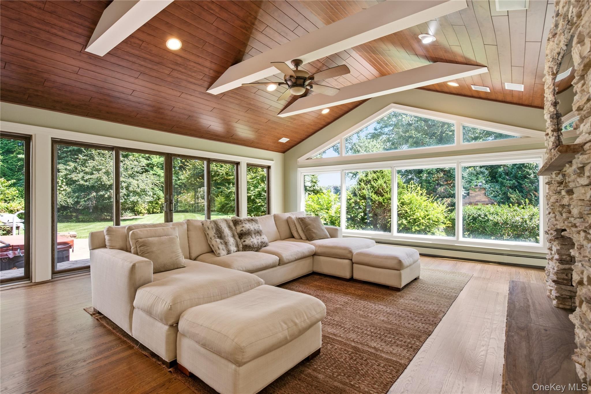 Single Family Lighthouse Point  Suffolk County, NY 11743, MLS-1039565-9