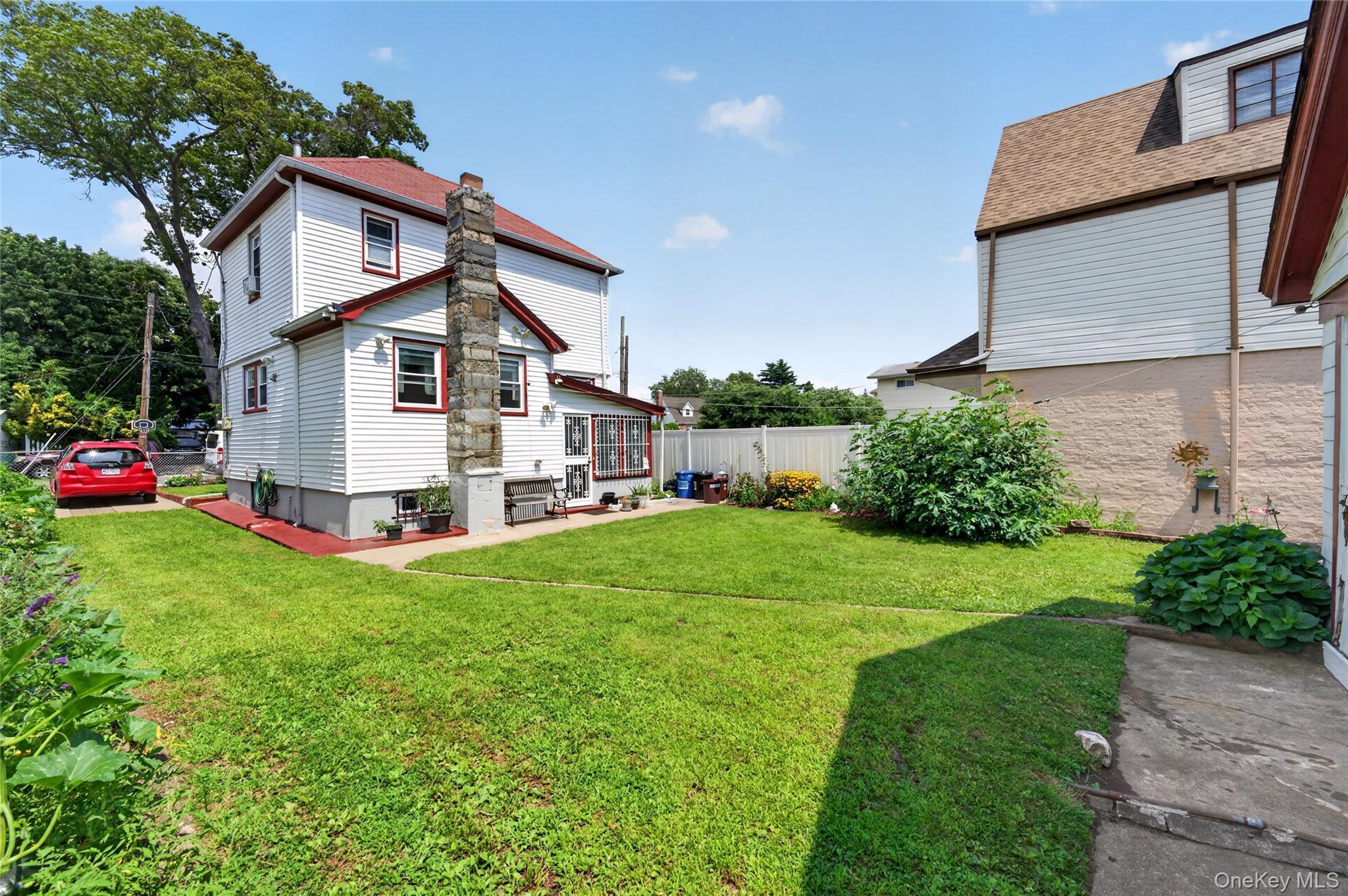 Single Family 110th Avenue Queens, NY 11429, MLS-1039579-27