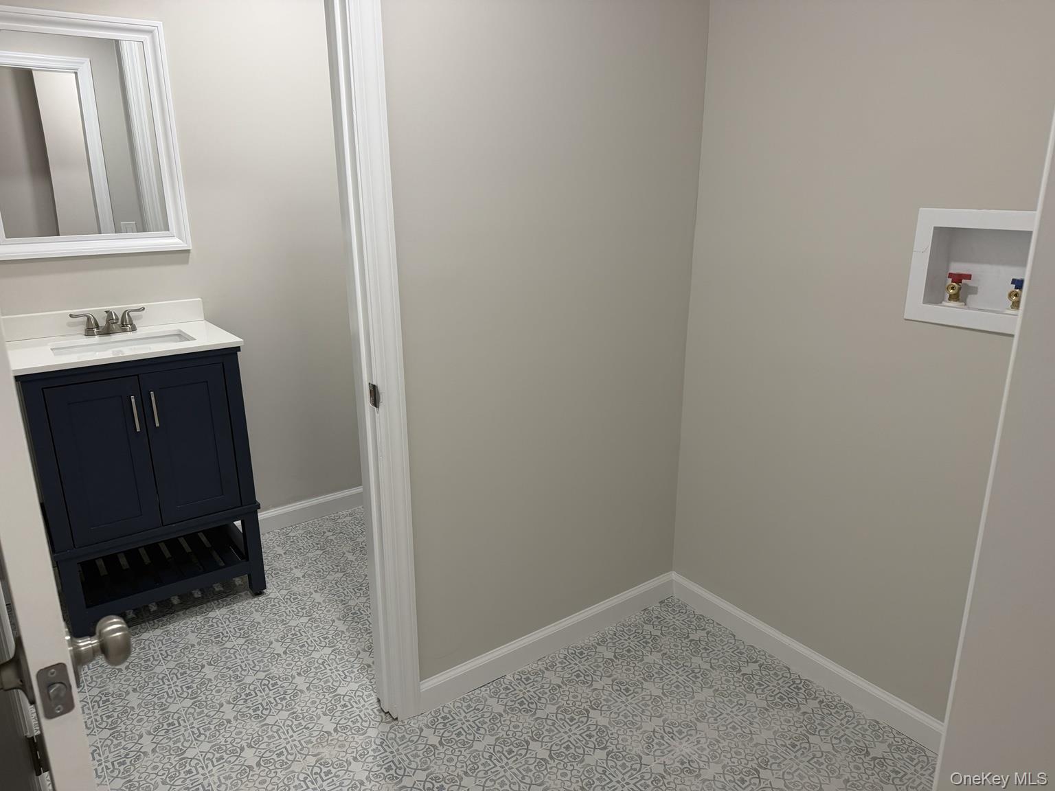 Single Family Hawkins Avenue Suffolk County, NY 11755, MLS-1039580-8