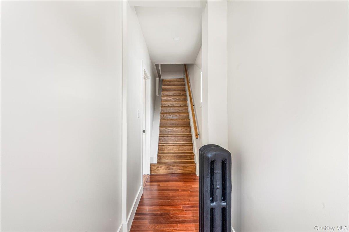 Single Family 222nd Street  Queens, NY 11413, MLS-1039590-12