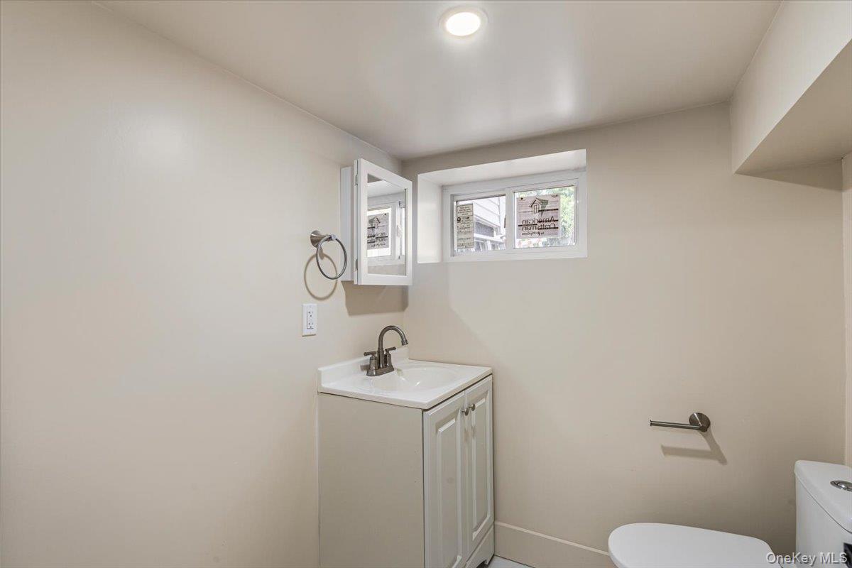 Single Family 222nd Street  Queens, NY 11413, MLS-1039590-23