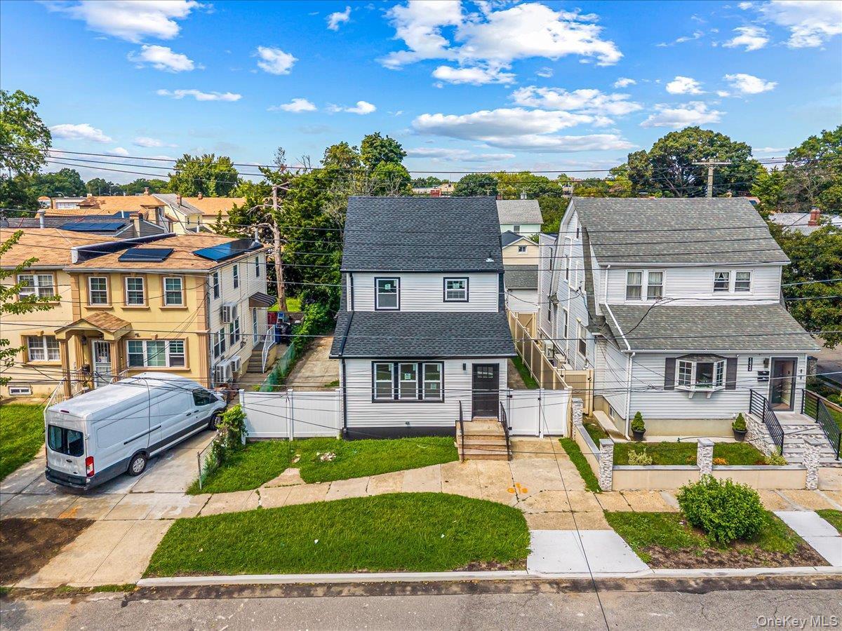 Single Family 222nd Street  Queens, NY 11413, MLS-1039590-27