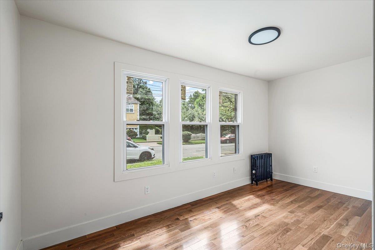 Single Family 222nd Street  Queens, NY 11413, MLS-1039590-9