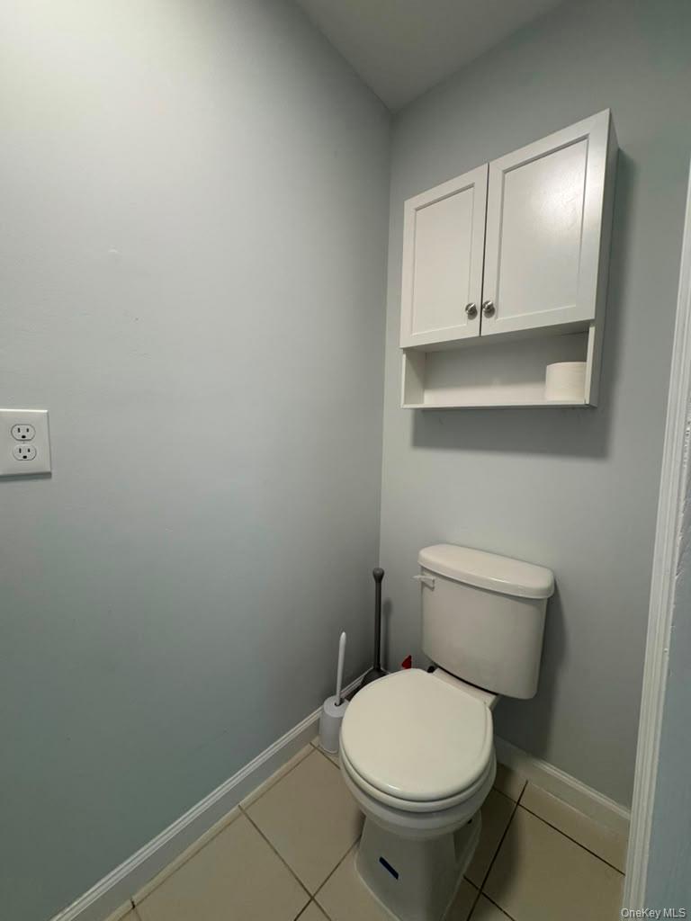 Single Family Seymour Drive Suffolk County, NY 11967, MLS-1039597-11