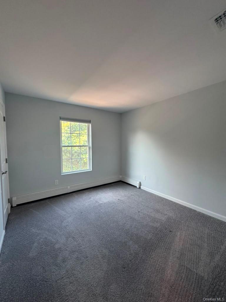 Single Family Seymour Drive Suffolk County, NY 11967, MLS-1039597-17