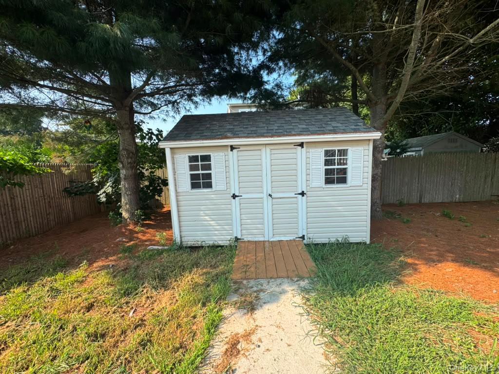 Single Family Seymour Drive Suffolk County, NY 11967, MLS-1039597-21