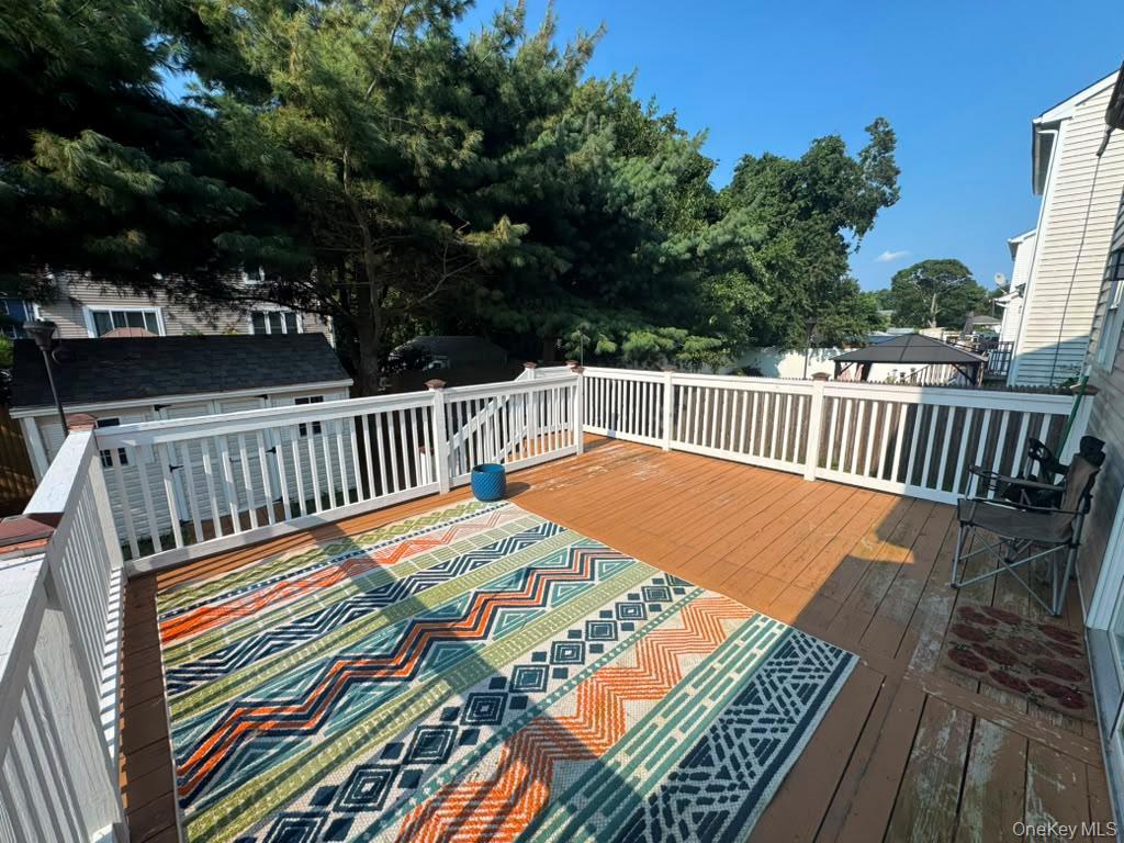 Single Family Seymour Drive Suffolk County, NY 11967, MLS-1039597-22