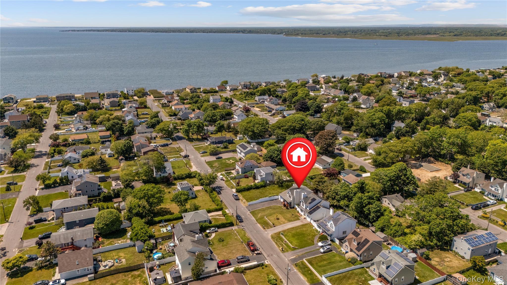 Single Family Seymour Drive Suffolk County, NY 11967, MLS-1039597-27