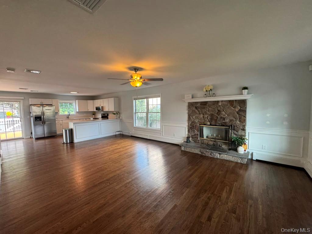 Single Family Seymour Drive Suffolk County, NY 11967, MLS-1039597-3