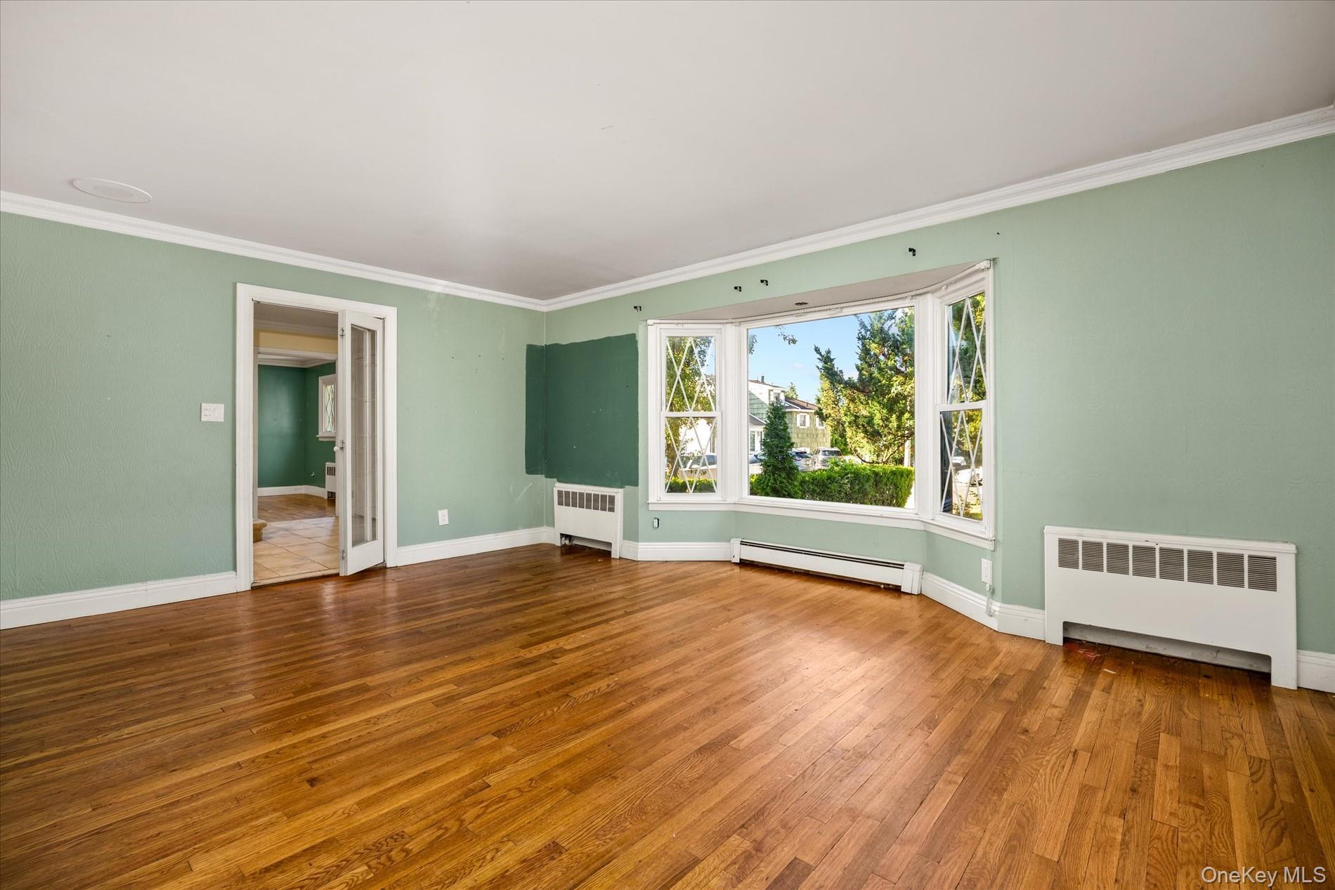Single Family Perkins Avenue  Nassau County, NY 11572, MLS-1039609-10