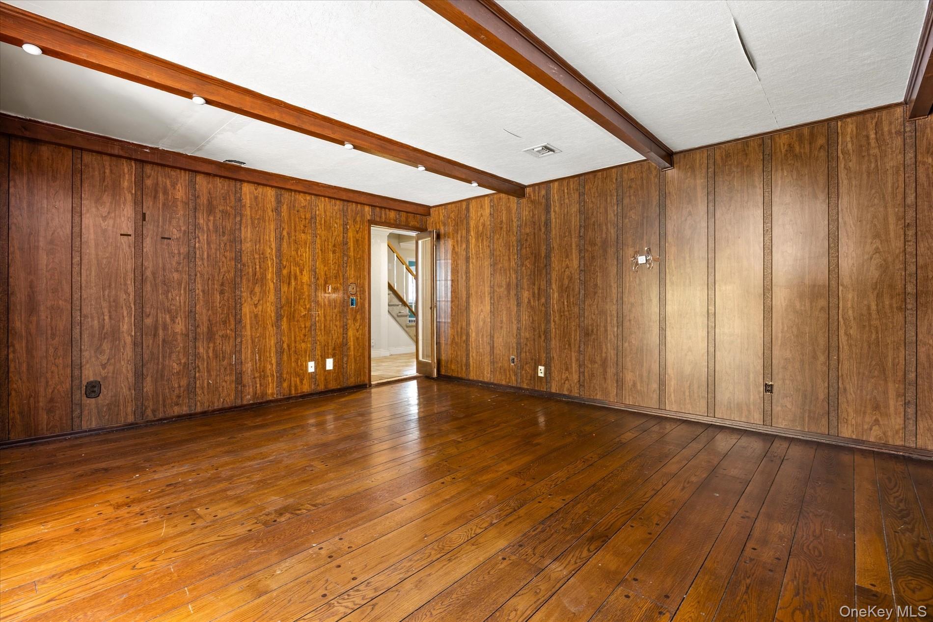 Single Family Perkins Avenue  Nassau County, NY 11572, MLS-1039609-20