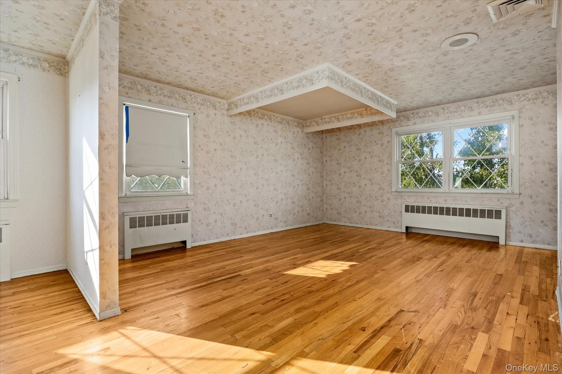 Single Family Perkins Avenue  Nassau County, NY 11572, MLS-1039609-23