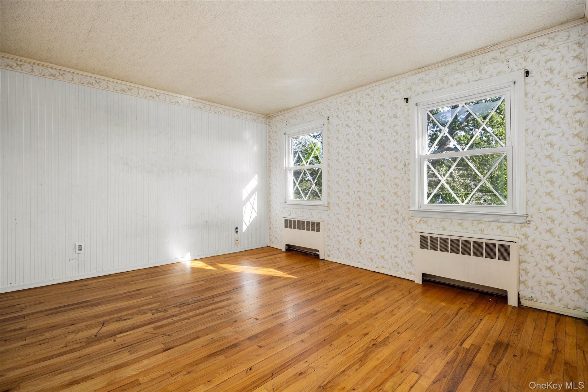Single Family Perkins Avenue  Nassau County, NY 11572, MLS-1039609-30