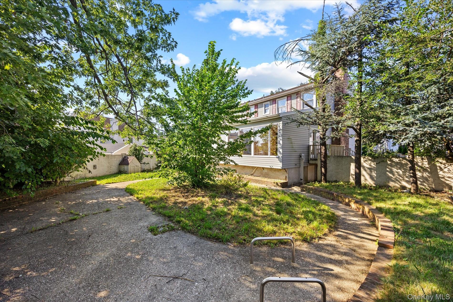 Single Family Perkins Avenue  Nassau County, NY 11572, MLS-1039609-6