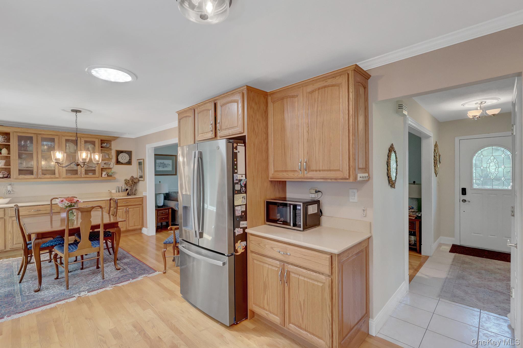 Single Family Greenlawn Road Suffolk County, NY 11789, MLS-1039611-13