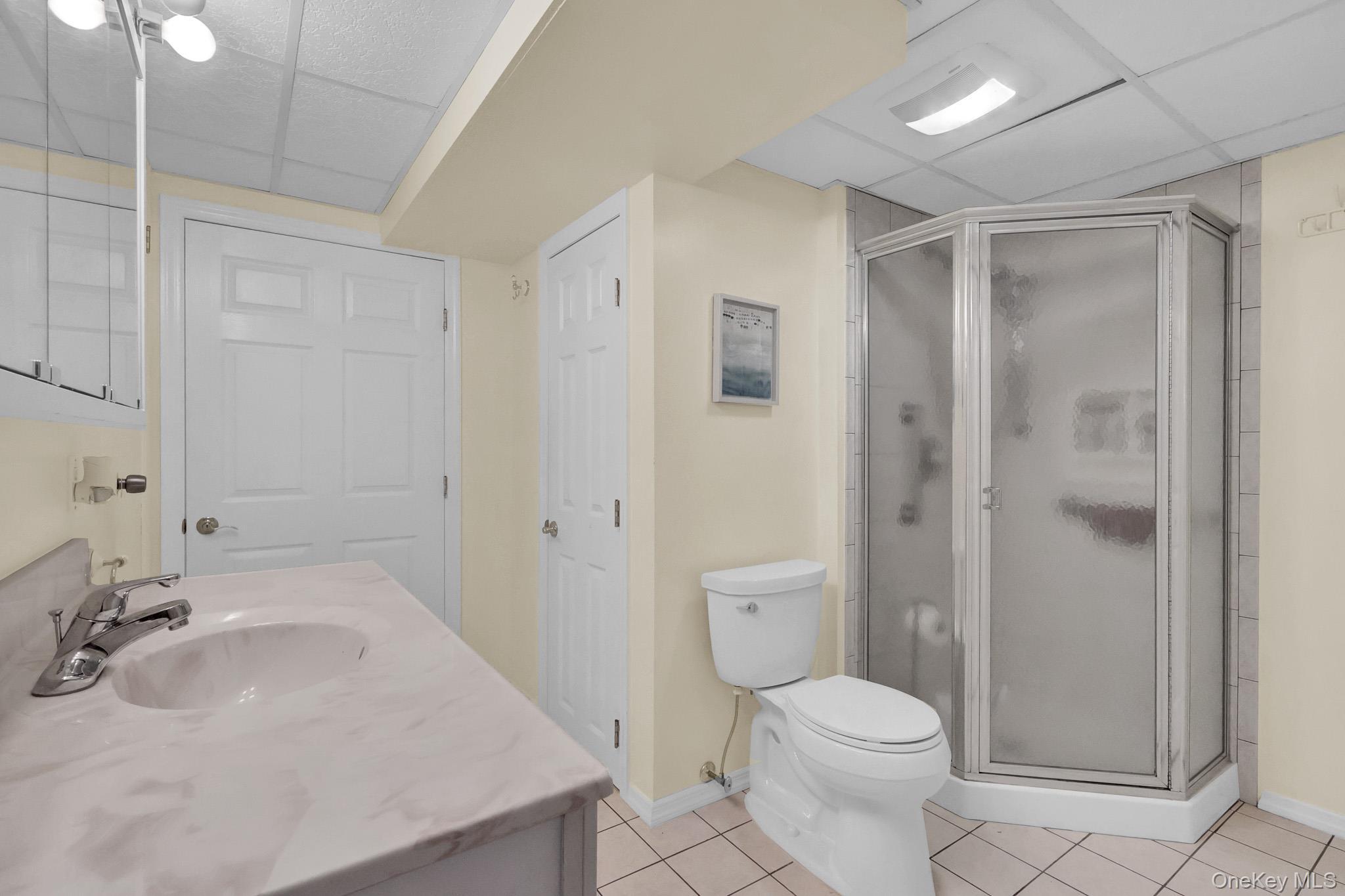 Single Family Greenlawn Road Suffolk County, NY 11789, MLS-1039611-24