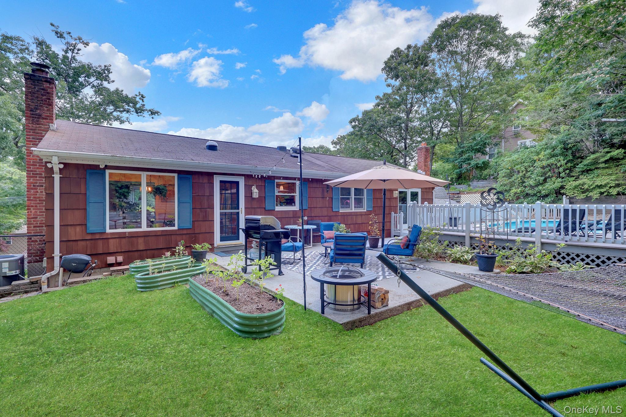 Single Family Greenlawn Road Suffolk County, NY 11789, MLS-1039611-26