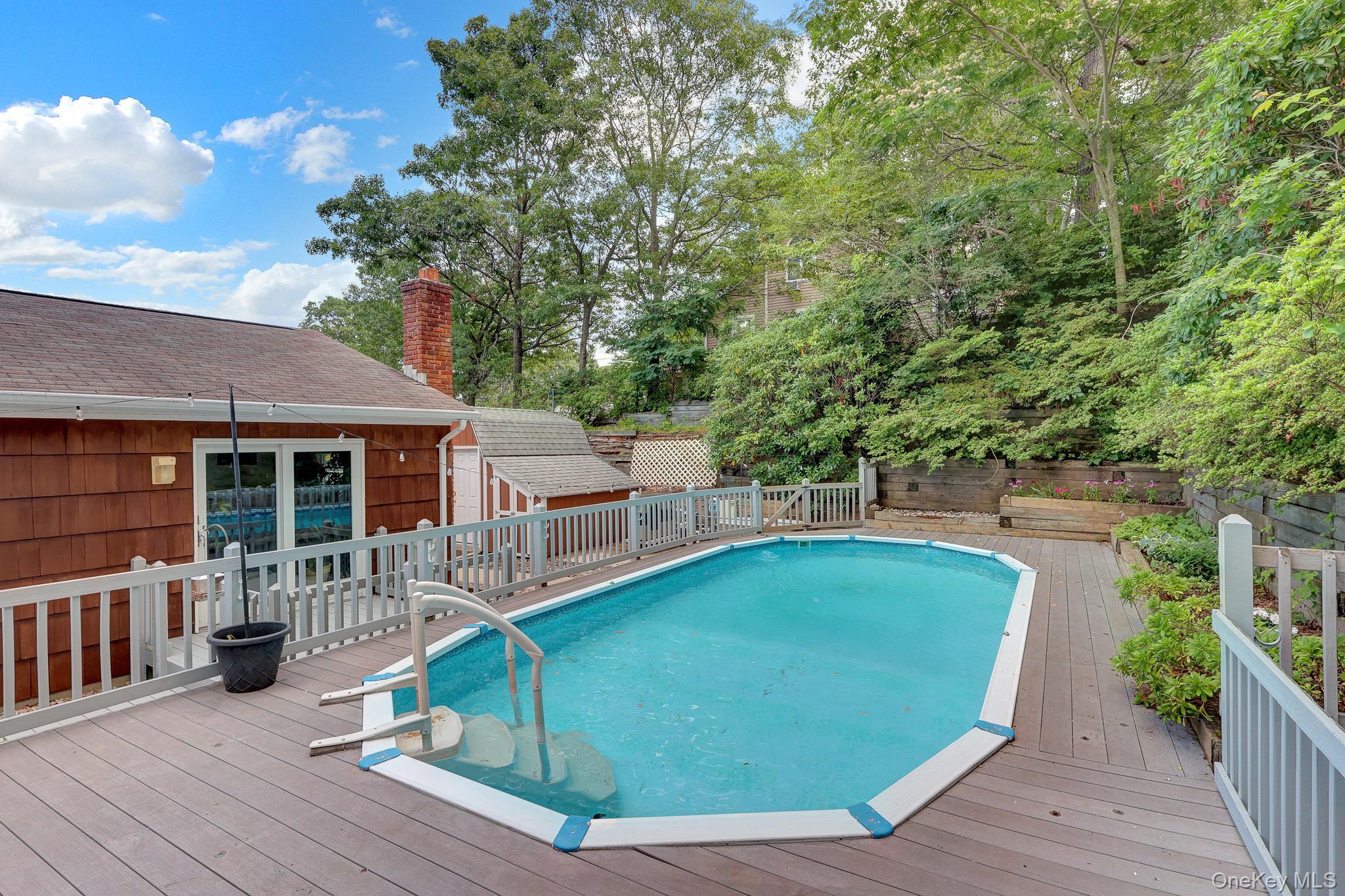 Single Family Greenlawn Road Suffolk County, NY 11789, MLS-1039611-30
