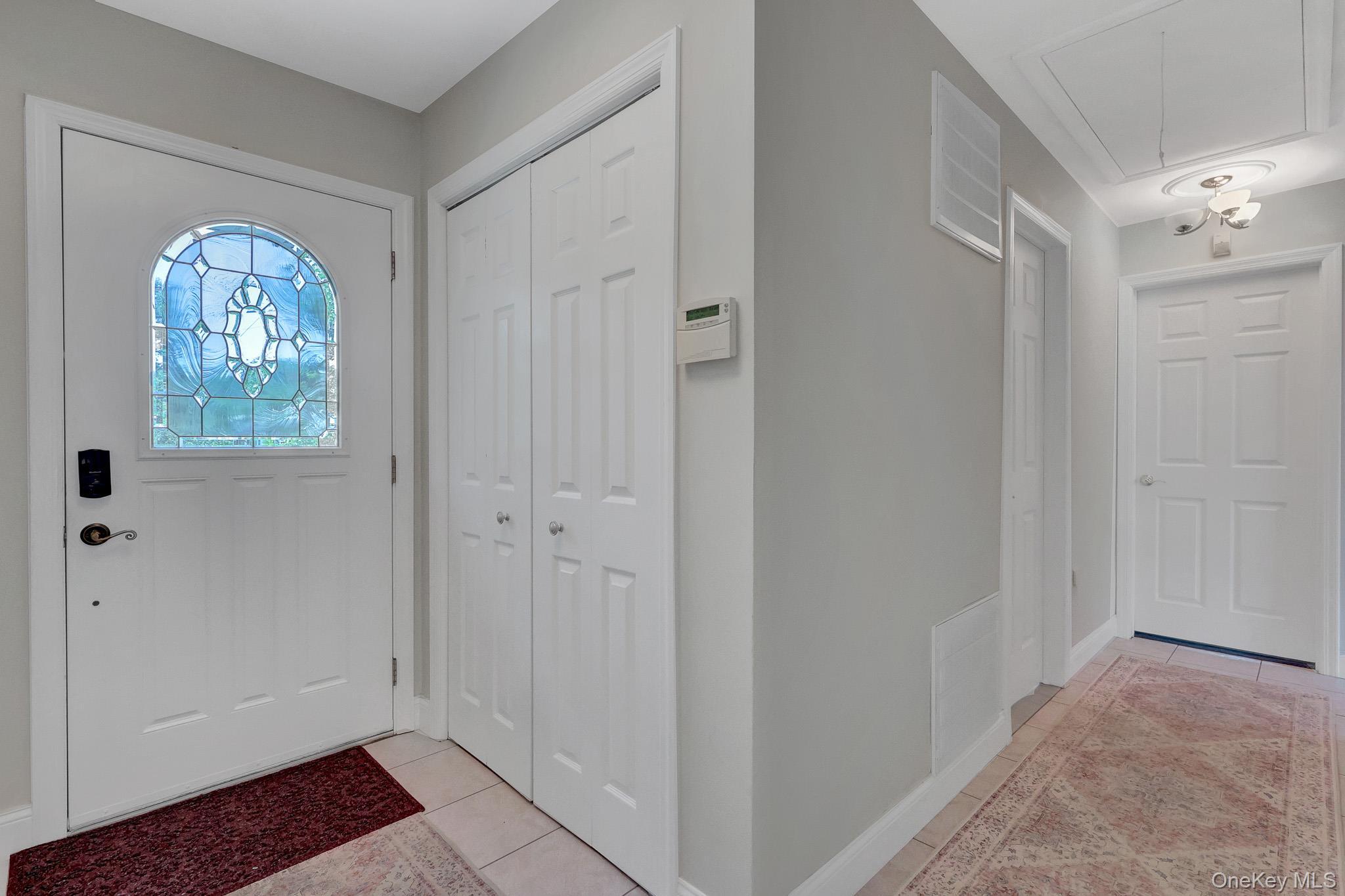Single Family Greenlawn Road Suffolk County, NY 11789, MLS-1039611-5