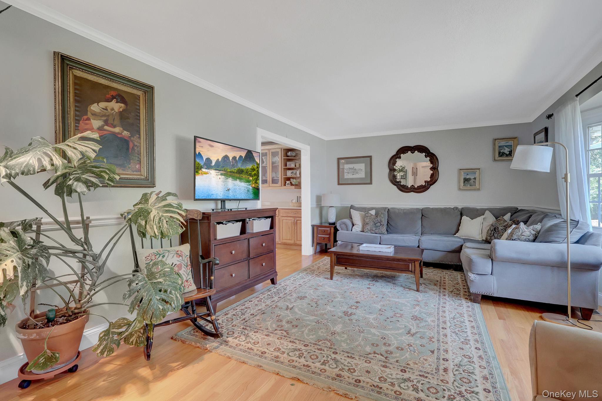 Single Family Greenlawn Road Suffolk County, NY 11789, MLS-1039611-6