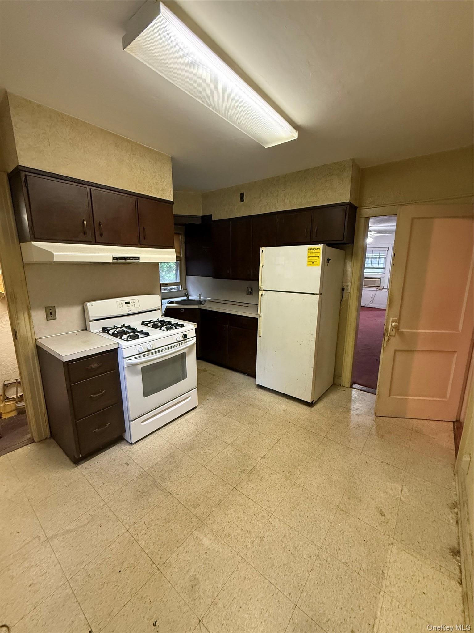 Single Family Hunt Avenue Westchester County, NY 10710, MLS-1039612-14