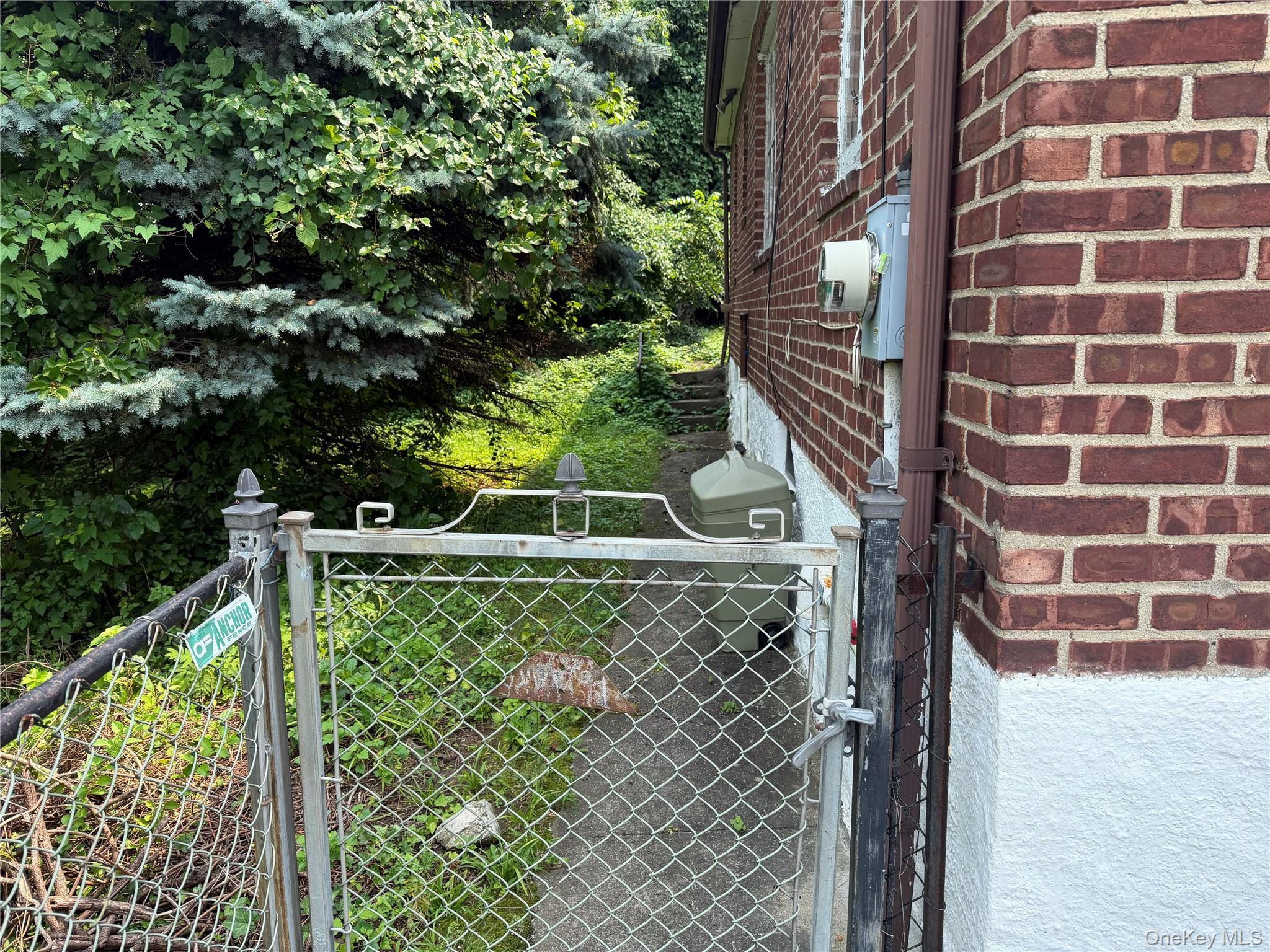 Single Family Hunt Avenue Westchester County, NY 10710, MLS-1039612-19