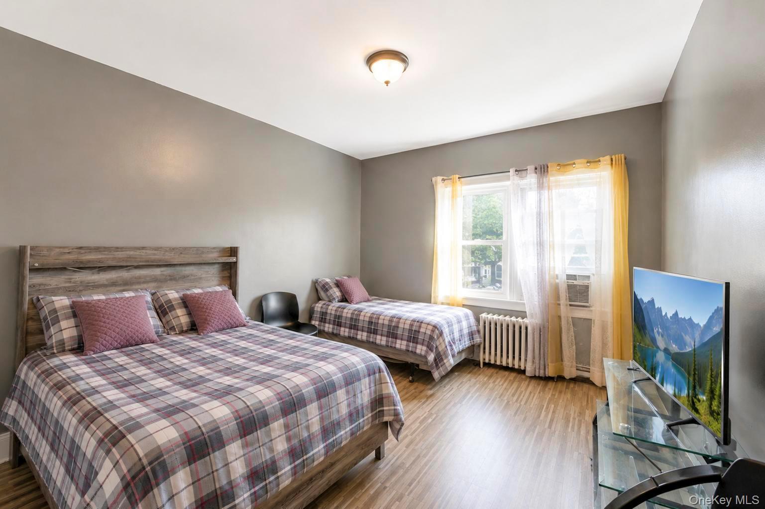 Single Family 178th Street Queens, NY 11434, MLS-1039626-32