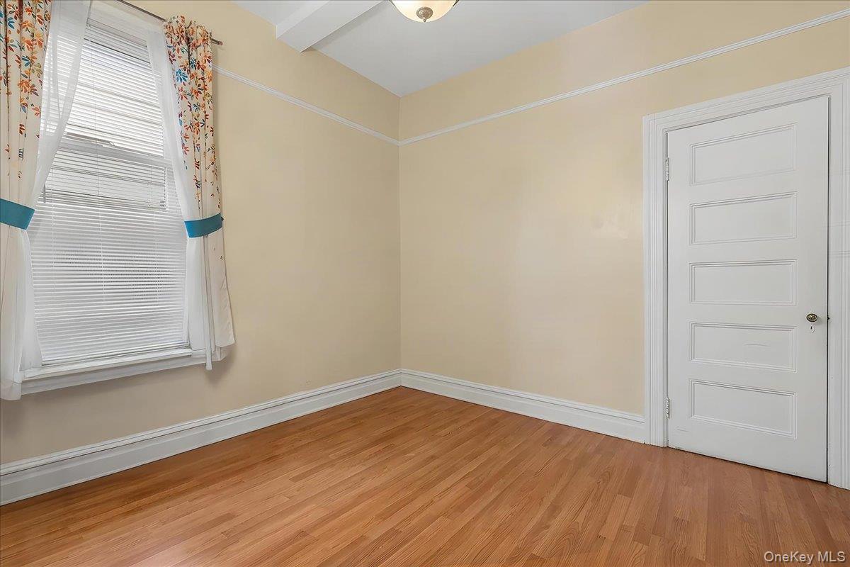 Single Family Willett Avenue Bronx, NY 10467, MLS-1039627-10
