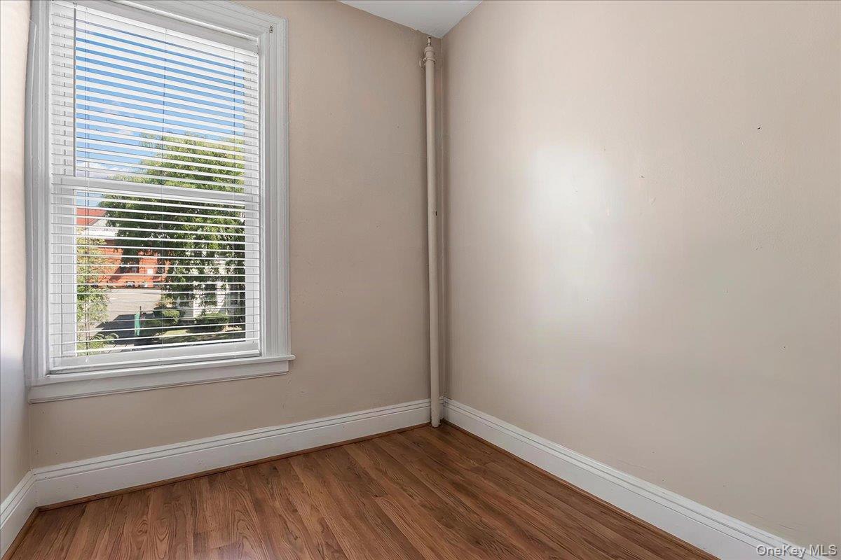 Single Family Willett Avenue Bronx, NY 10467, MLS-1039627-19