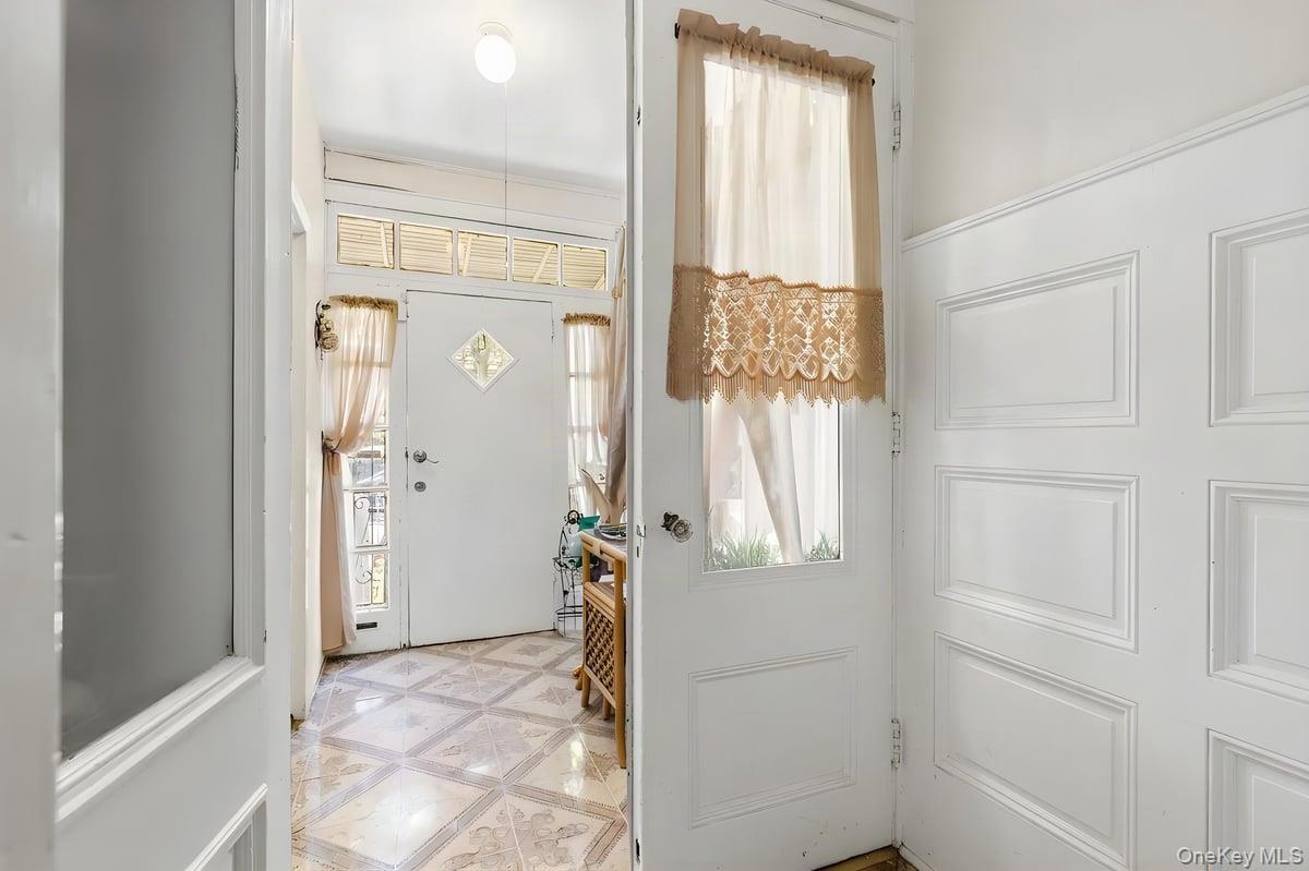 Single Family Willett Avenue Bronx, NY 10467, MLS-1039627-3