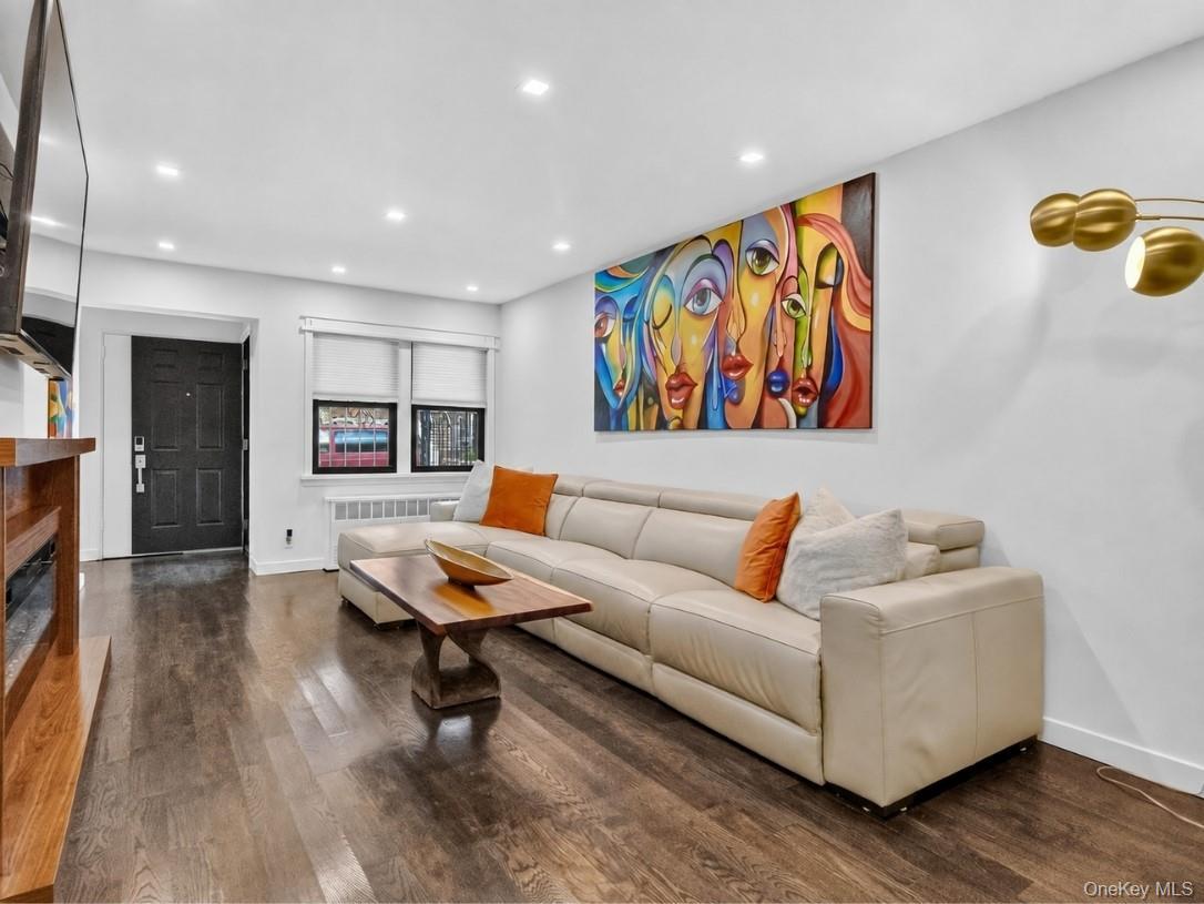 Single Family 71st Street  Queens, NY 11370, MLS-1039628-3