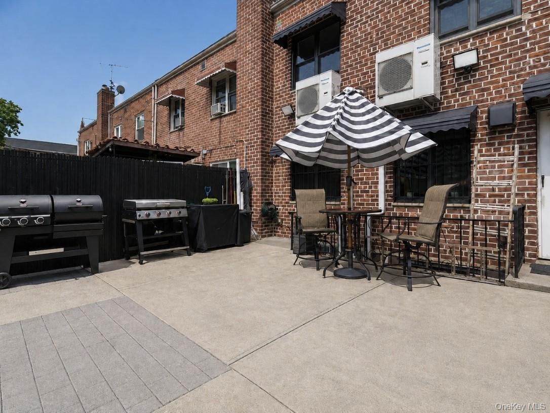 Single Family 71st Street  Queens, NY 11370, MLS-1039628-45