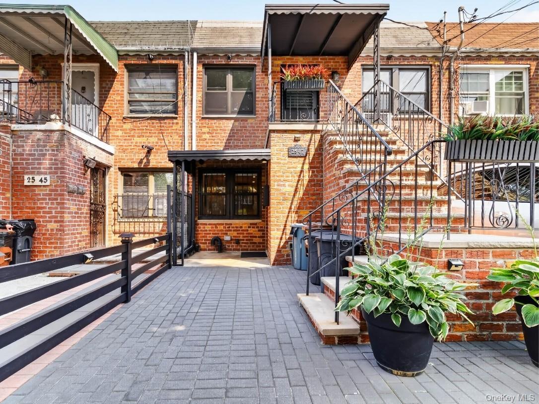 Single Family 71st Street  Queens, NY 11370, MLS-1039628-46