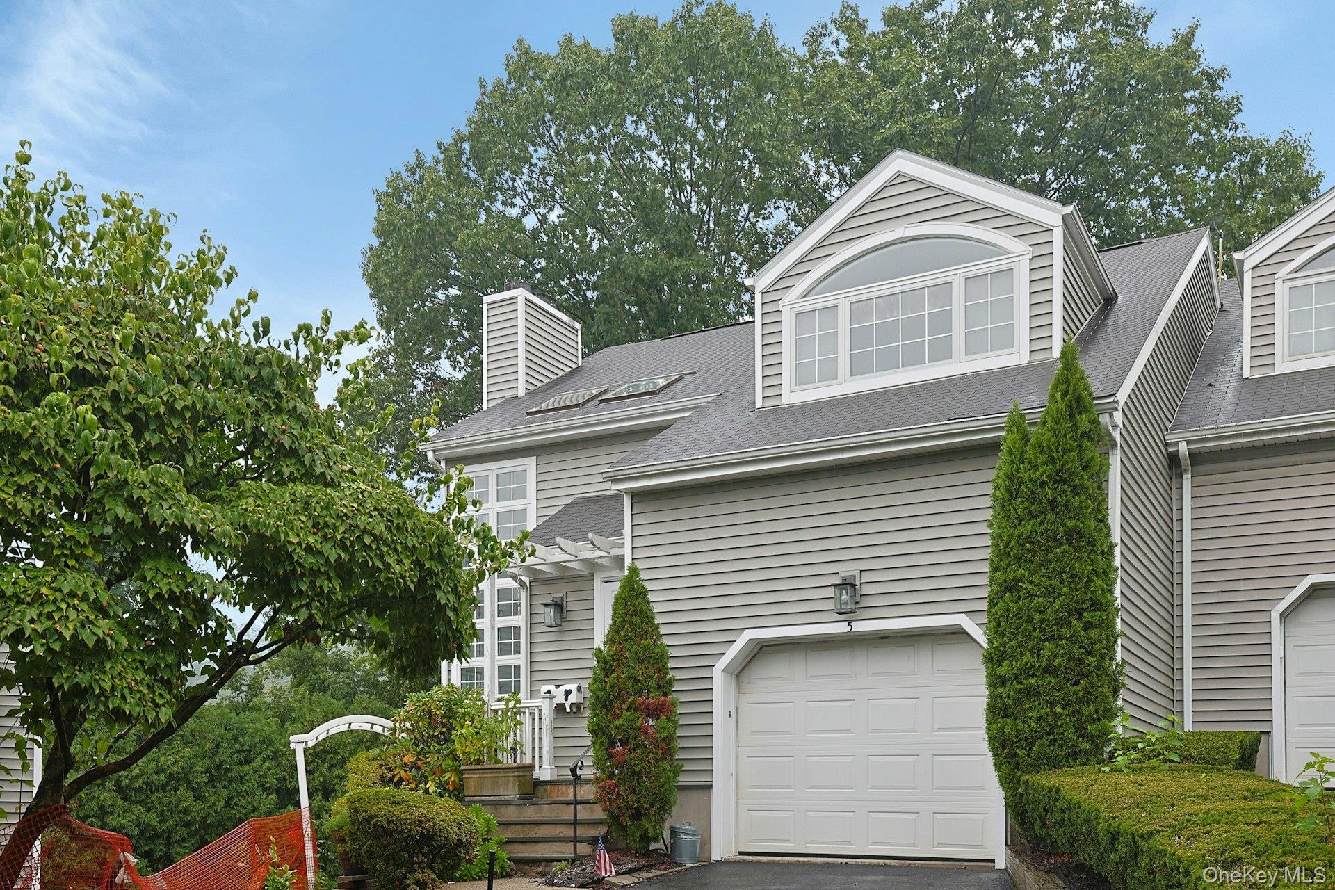Single Family Pinewood Drive Westchester County, NY 10603, MLS-1039633-2
