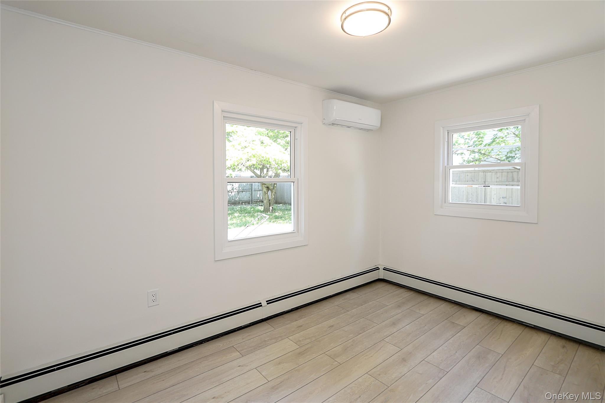 Single Family Garland Nassau County, NY 11590, MLS-1039645-15