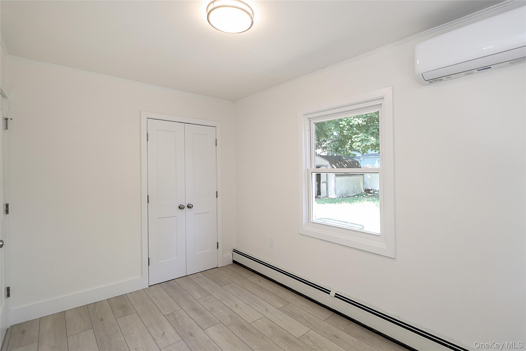 Single Family Garland Nassau County, NY 11590, MLS-1039645-16