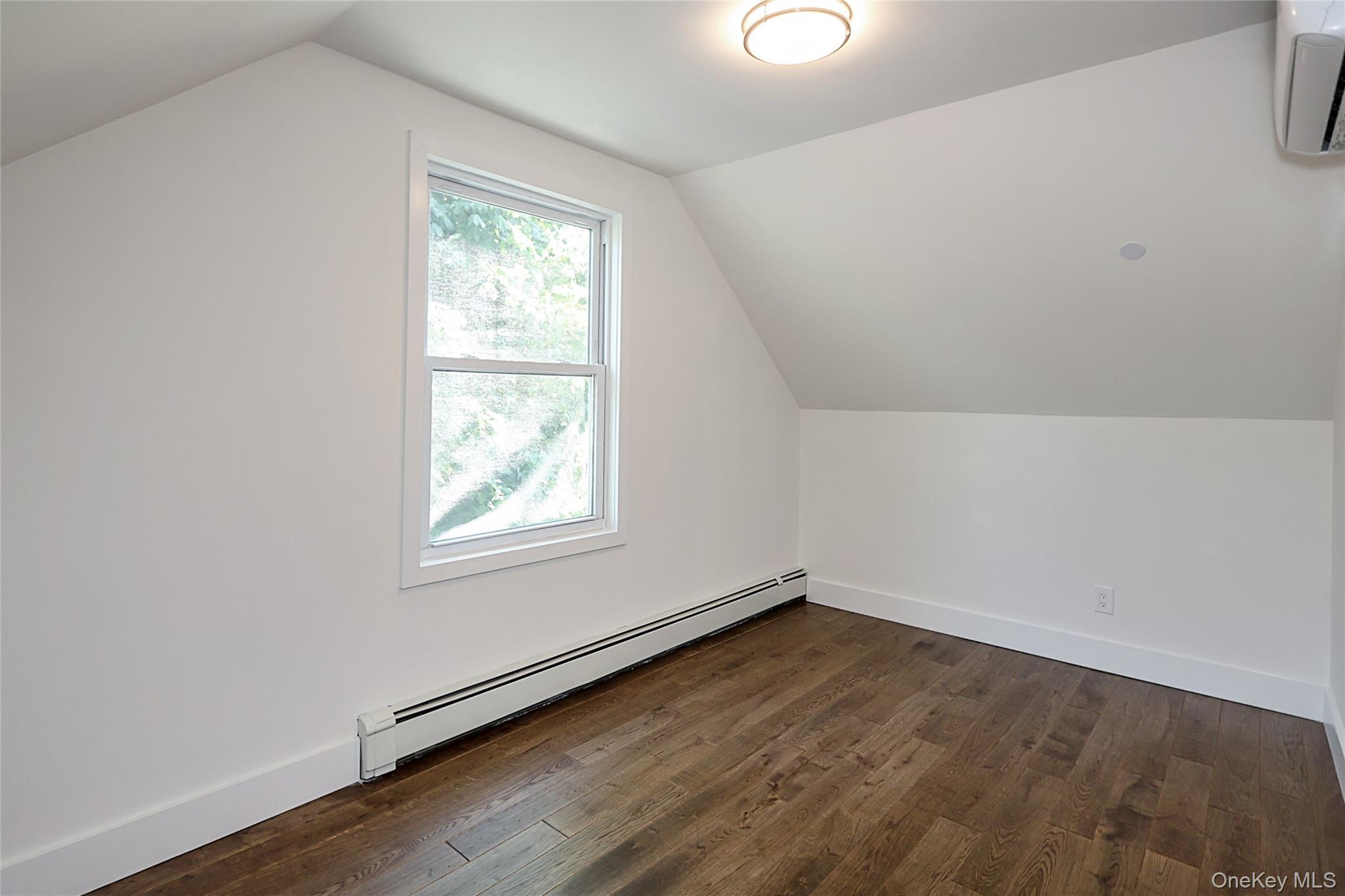 Single Family Garland Nassau County, NY 11590, MLS-1039645-18
