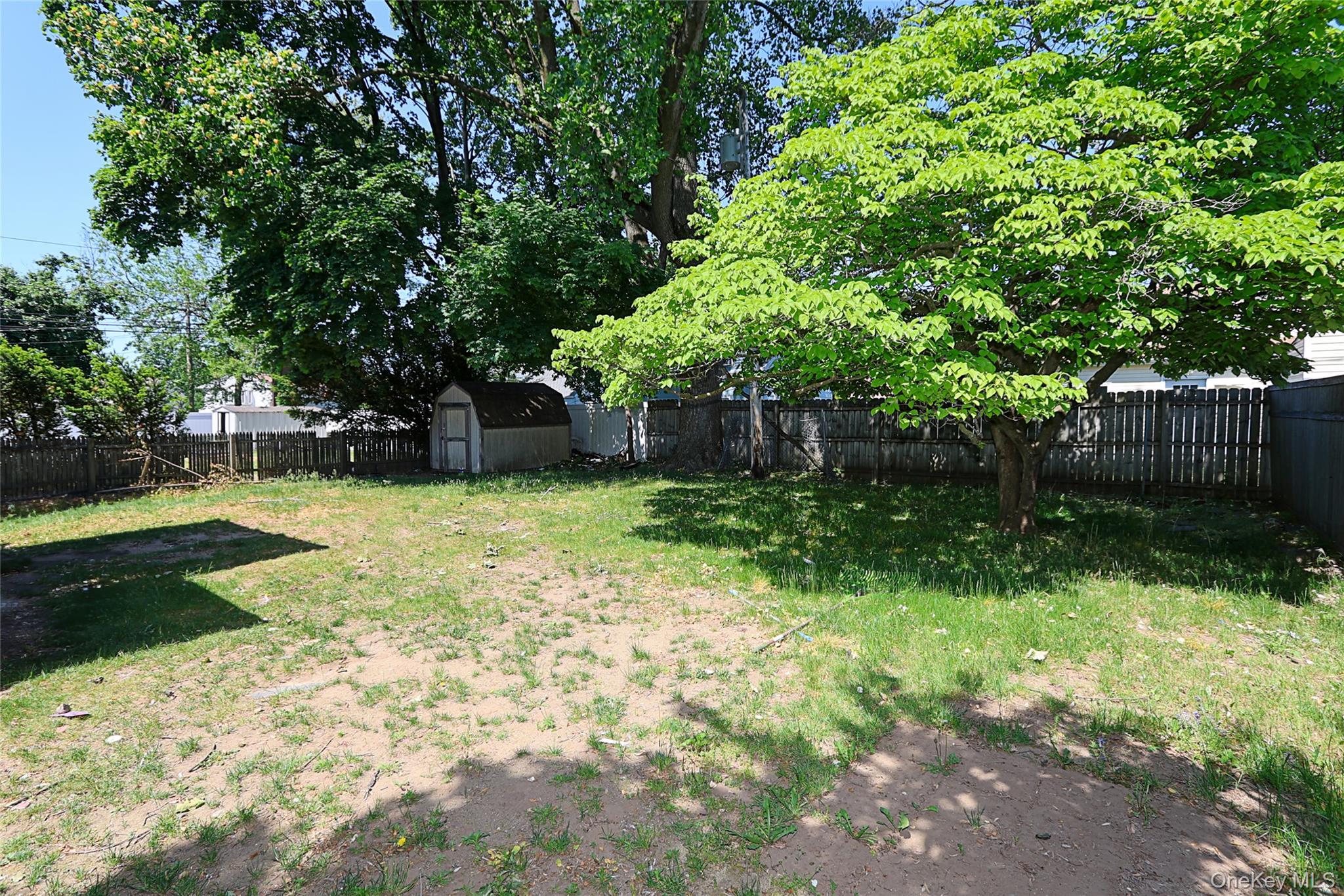 Single Family Garland Nassau County, NY 11590, MLS-1039645-24
