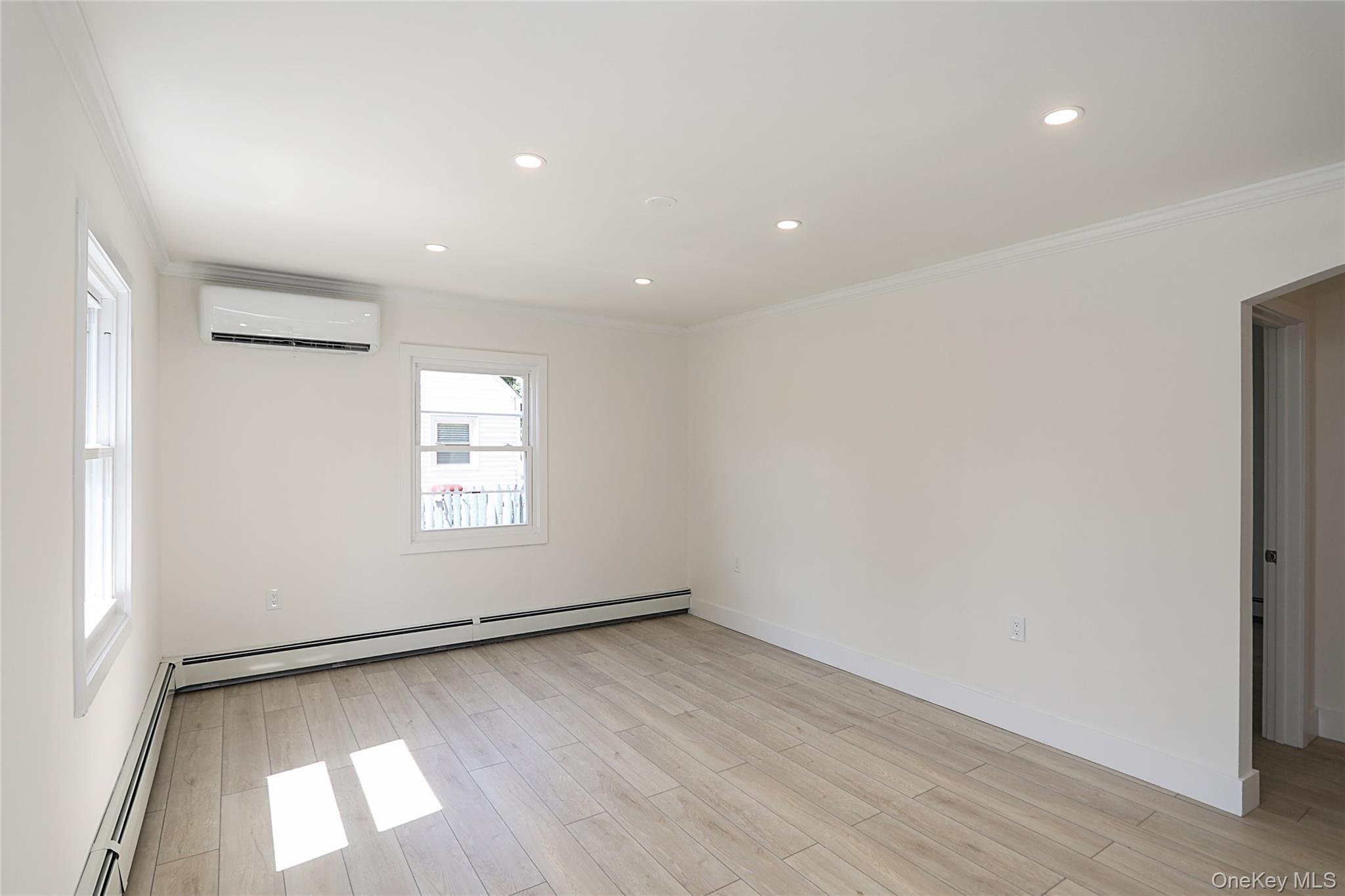 Single Family Garland Nassau County, NY 11590, MLS-1039645-5