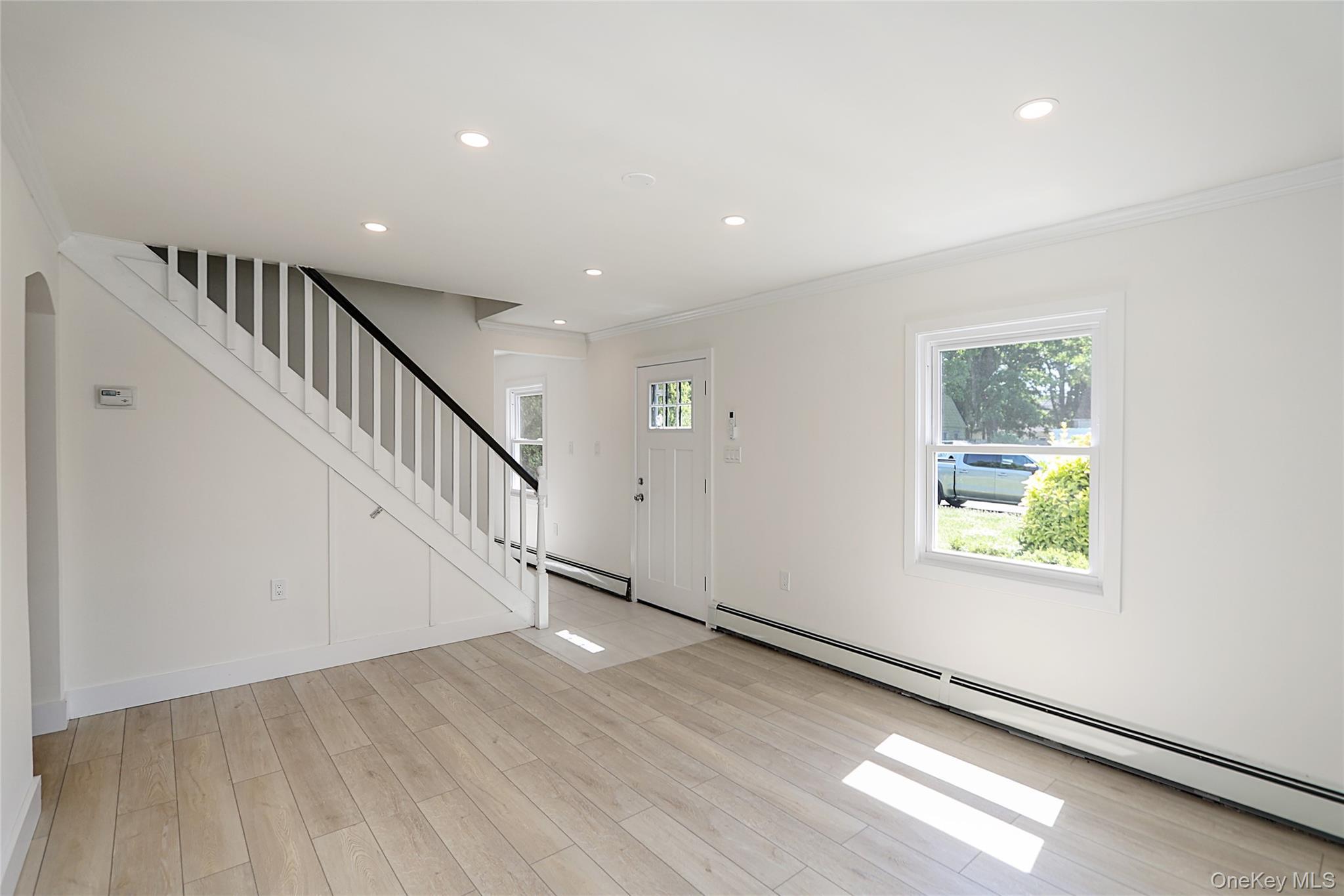 Single Family Garland Nassau County, NY 11590, MLS-1039645-7