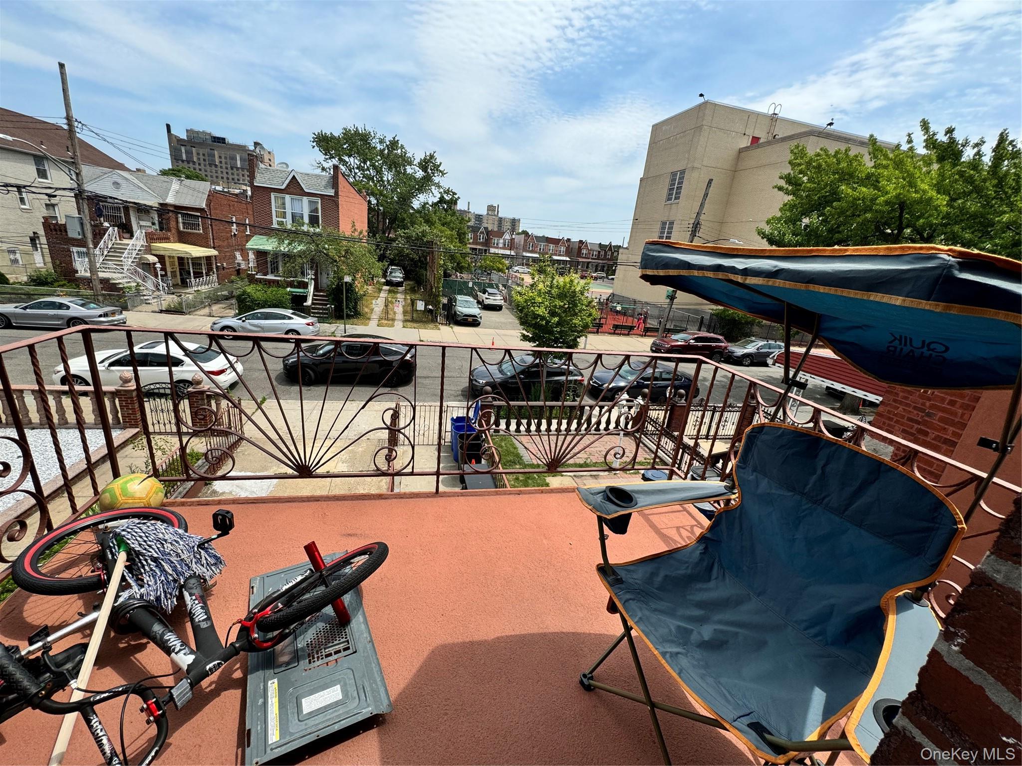 Single Family E 93rd Street  Brooklyn, NY 11236, MLS-1039650-18