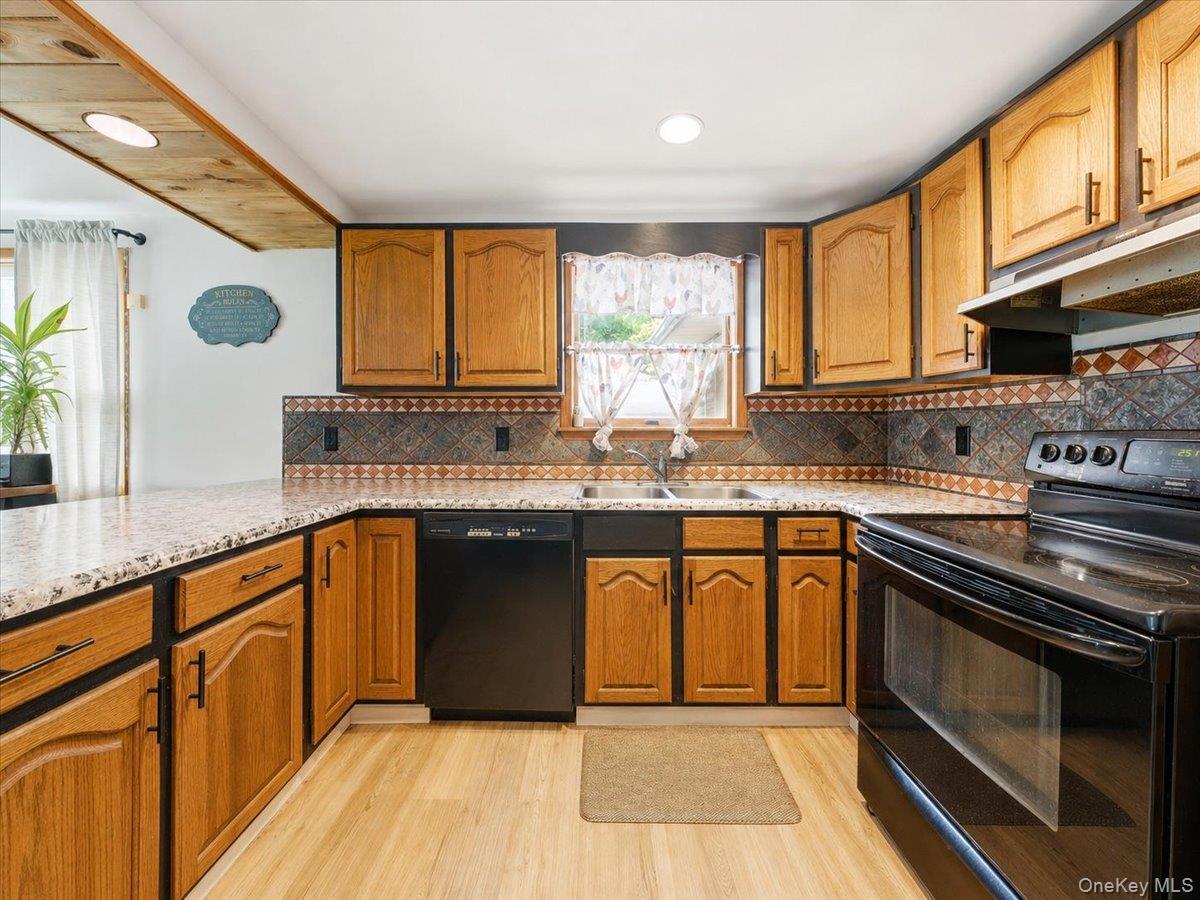 Single Family Sunrise Trail  Orange County, NY 10950, MLS-1039653-9