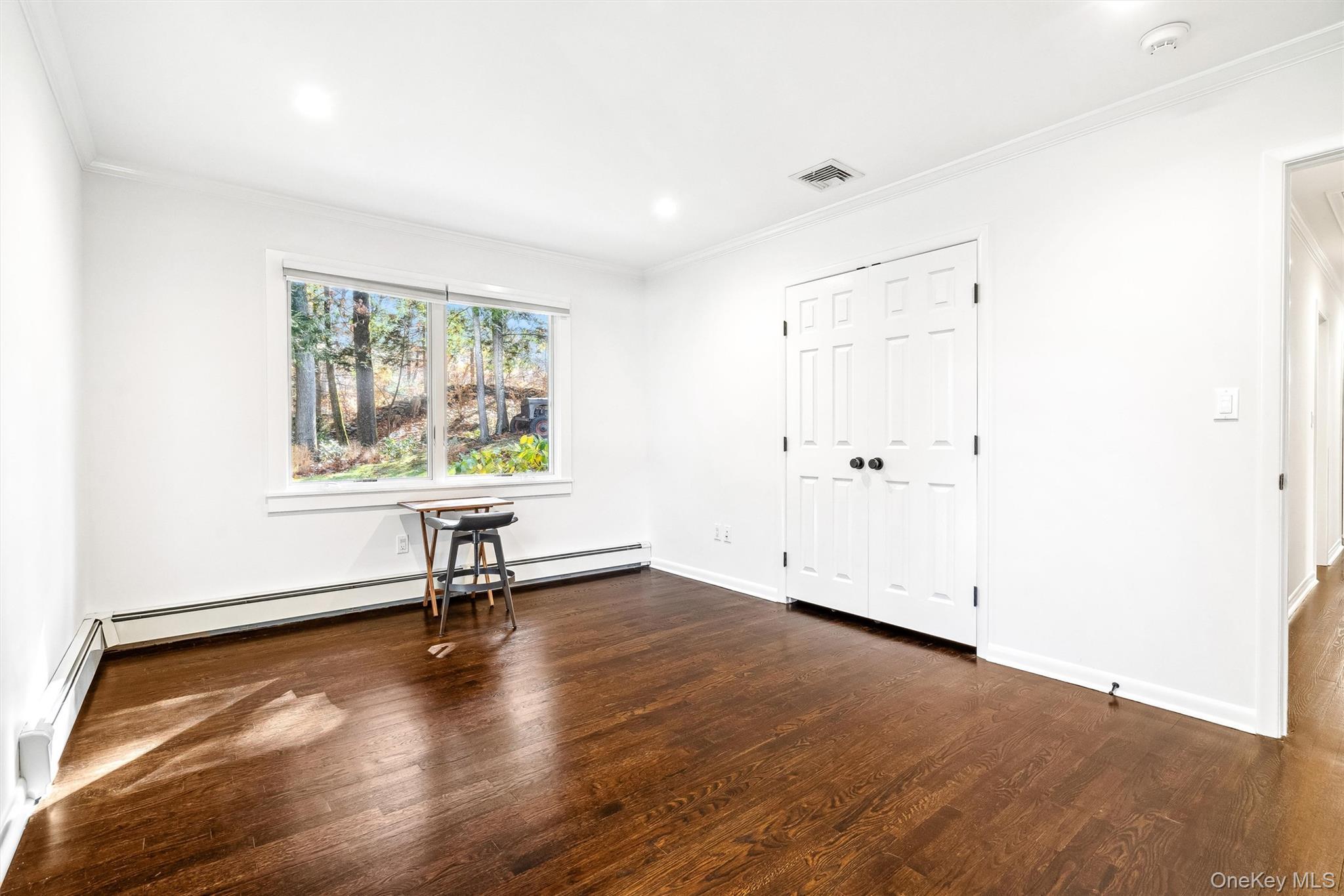 Single Family Chestnut Ridge Road Westchester County, NY 10549, MLS-1039655-21