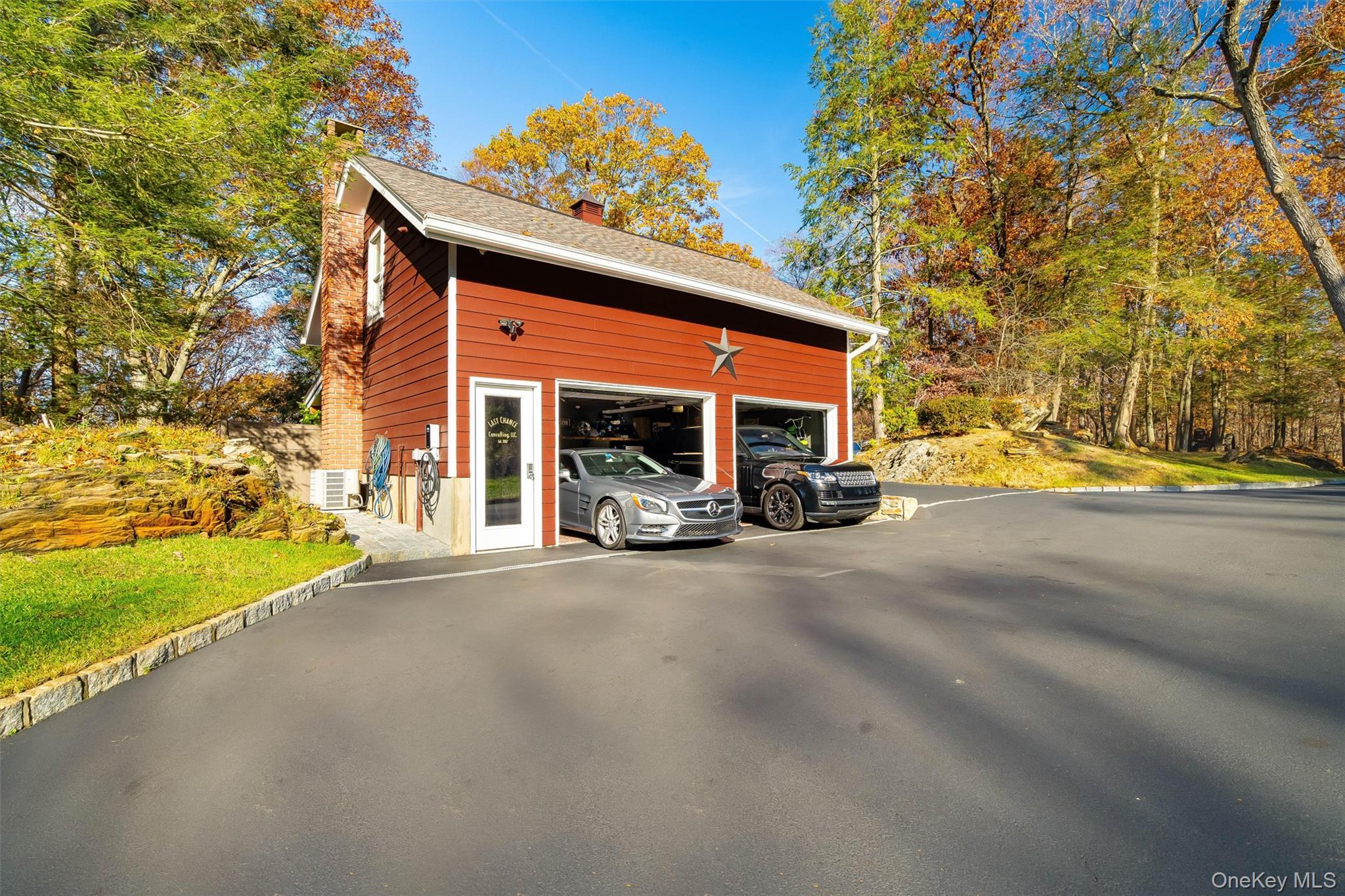 Single Family Chestnut Ridge Road Westchester County, NY 10549, MLS-1039655-29