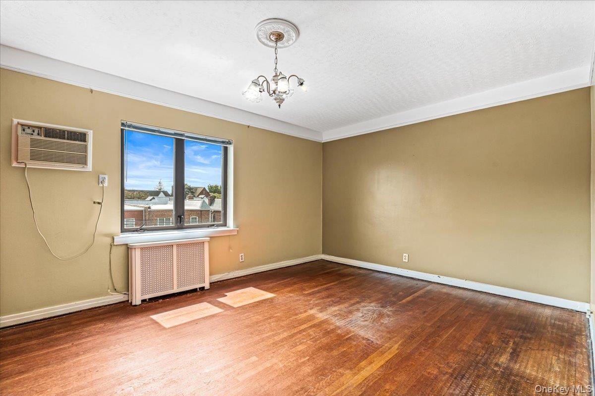 Single Family 61st Road  Queens, NY 11379, MLS-1039660-15
