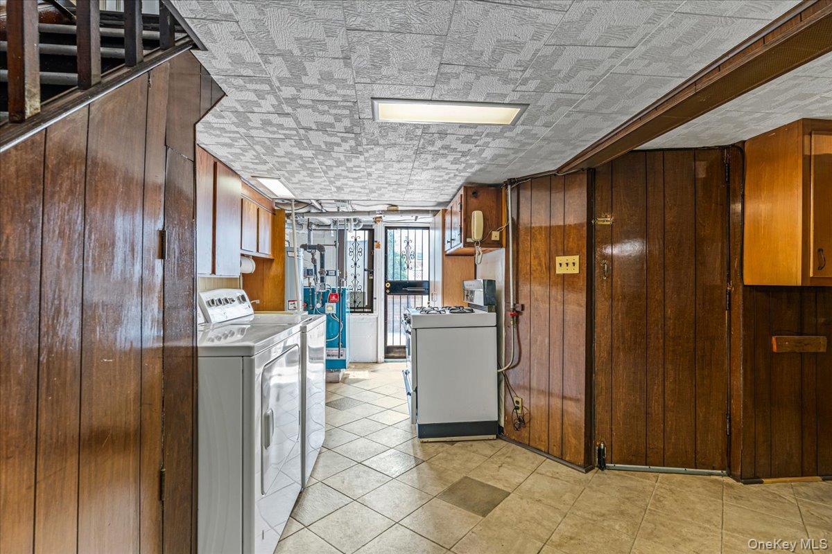 Single Family 61st Road  Queens, NY 11379, MLS-1039660-19
