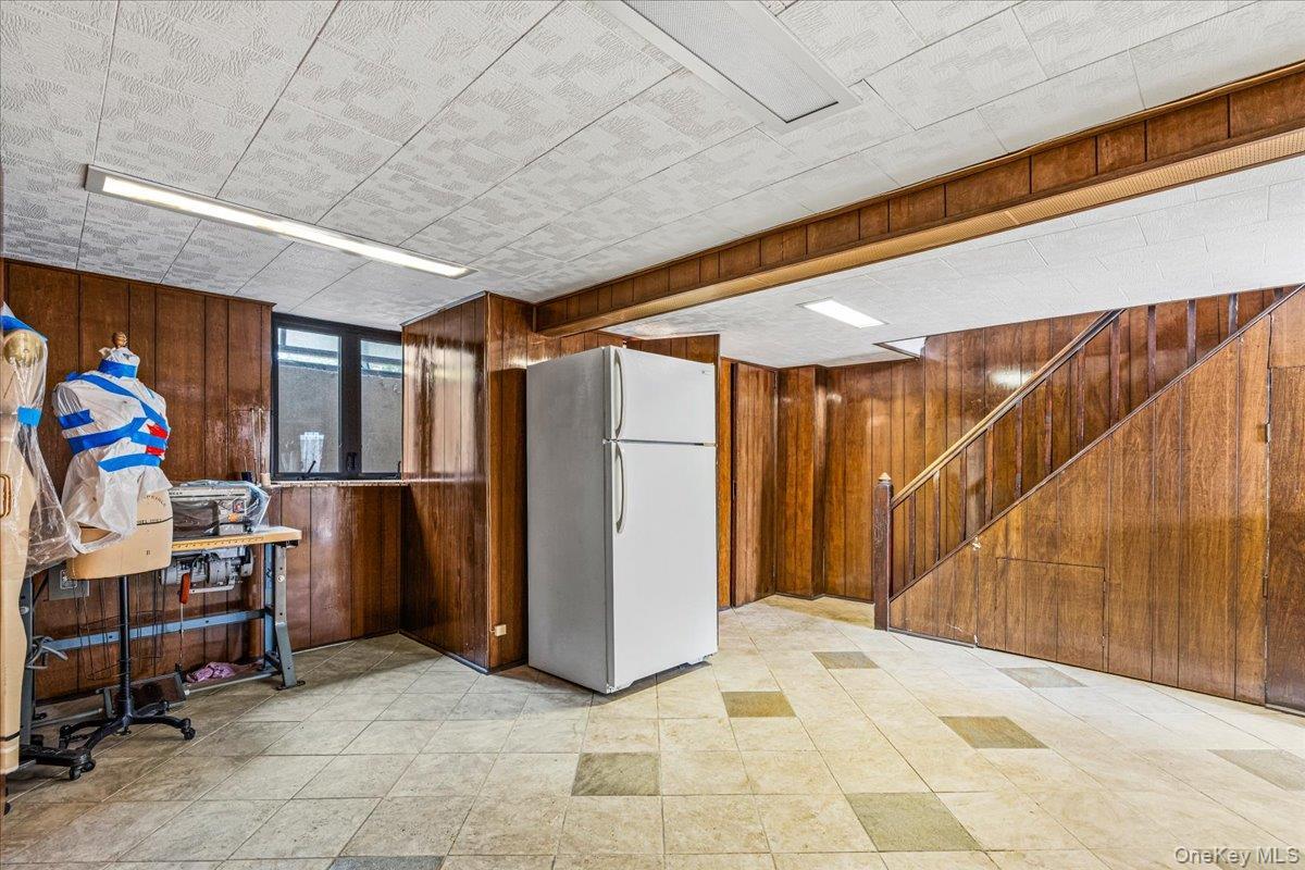 Single Family 61st Road  Queens, NY 11379, MLS-1039660-21