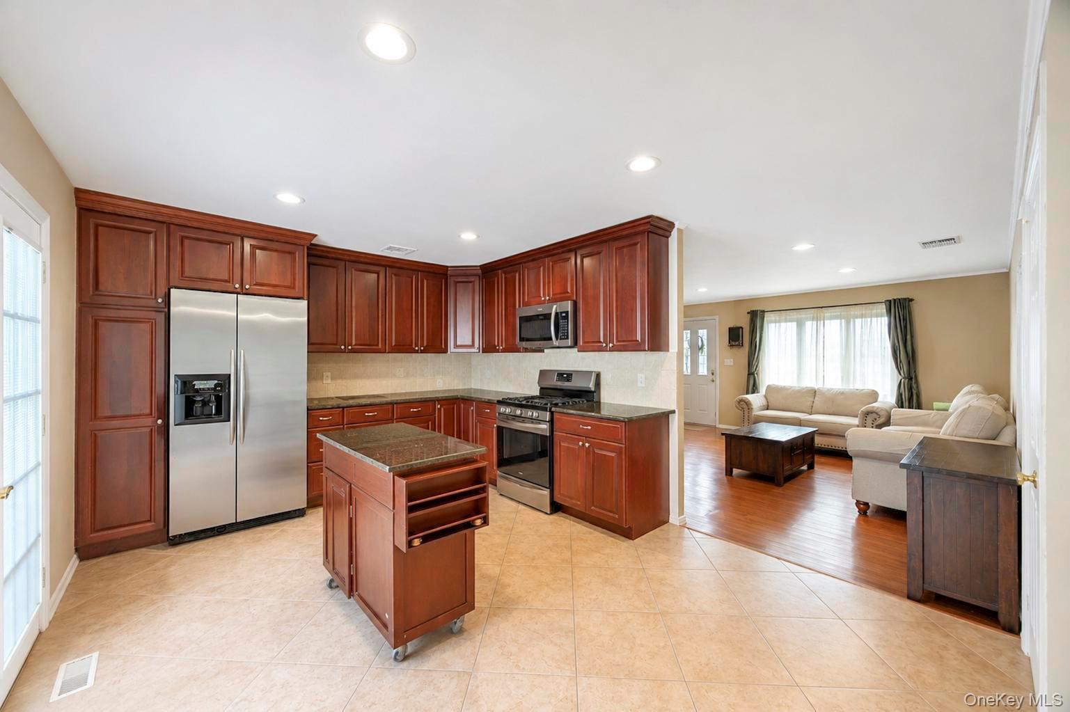 Single Family Lowell Road Suffolk County, NY 11782, MLS-1039664-17